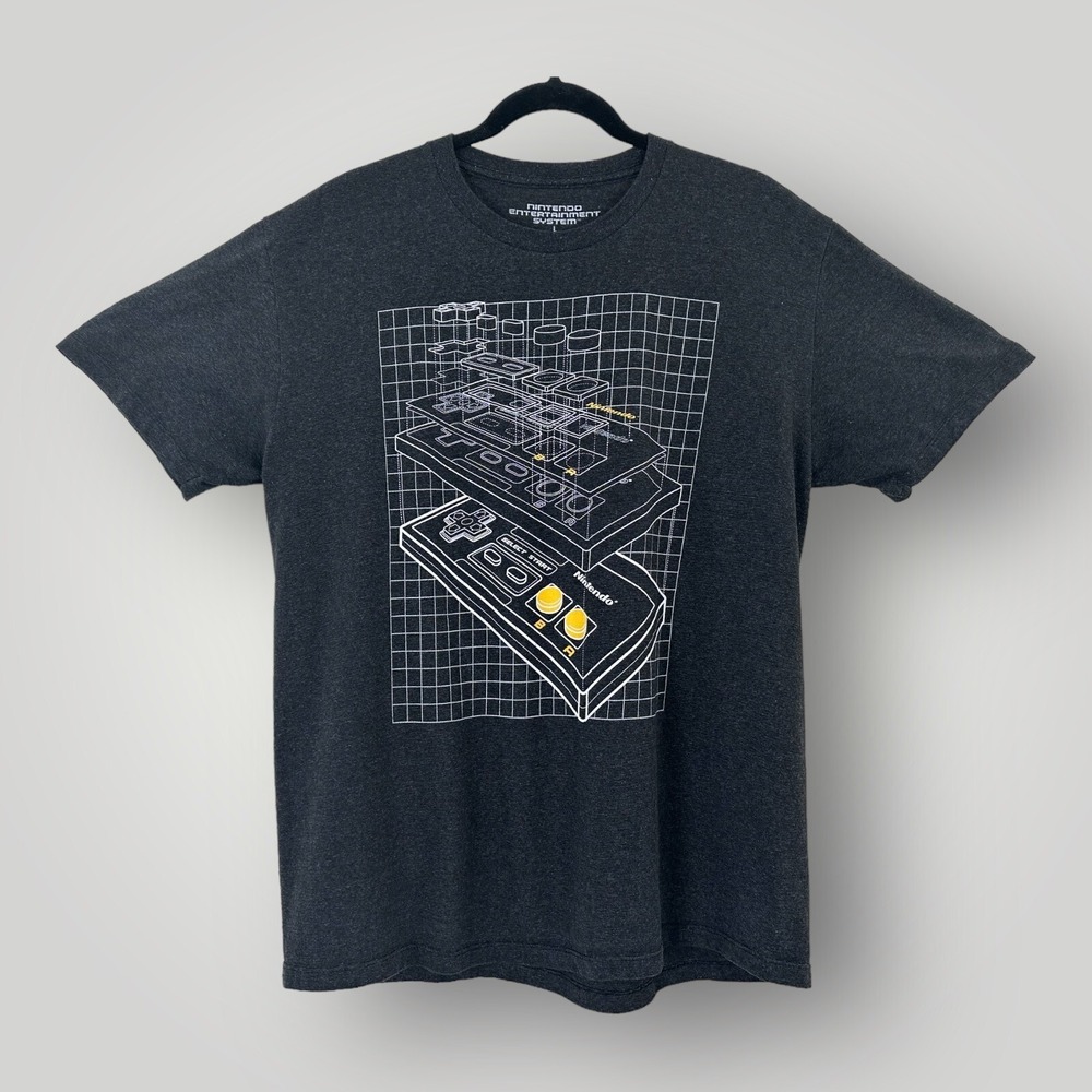 Nintendo NES‎ Controller Mens T-shirt Size LARGE Black 2016 Short Sleeve.
